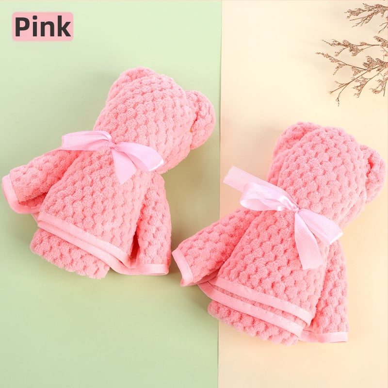 Mackó formájú korall velúr törölköző ajándékdobozban, esküvői kiadás, vastagabb nedvszívó, logónyomás elérhető