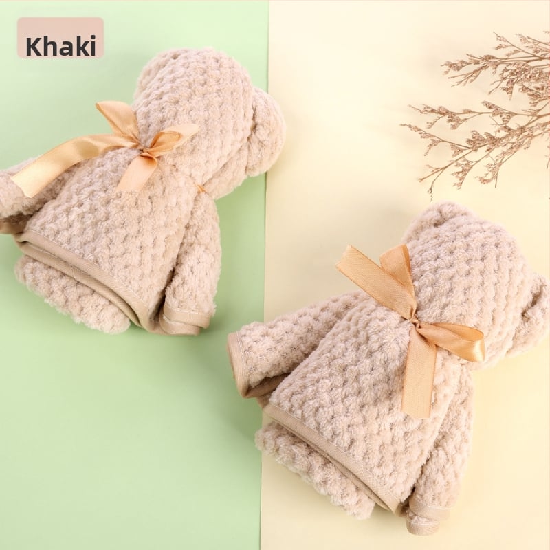 Mackó formájú korall velúr törölköző ajándékdobozban, esküvői kiadás, vastagabb nedvszívó, logónyomás elérhető