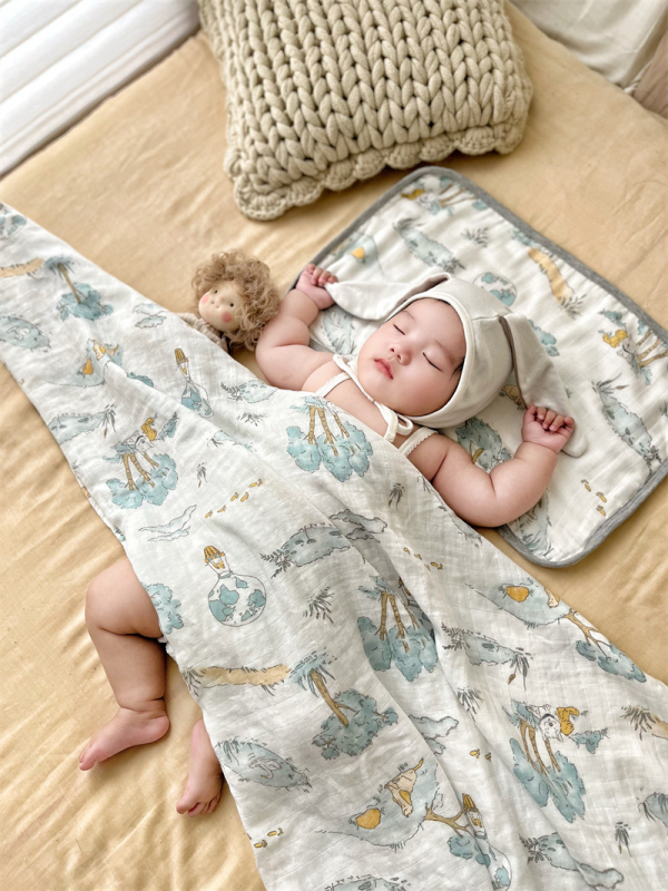 Baba körbefogó kendő - pamutfonalból, nyárra, mesés mintával, márka litemian, 1–3 éveseknek