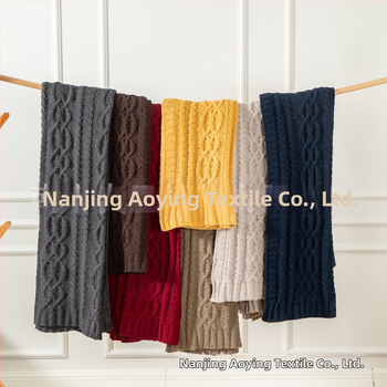 Chenille deka za kauč, polyester, težina oko 840 g, pogodno za sva godišnja doba, mogućnost prilagodbe