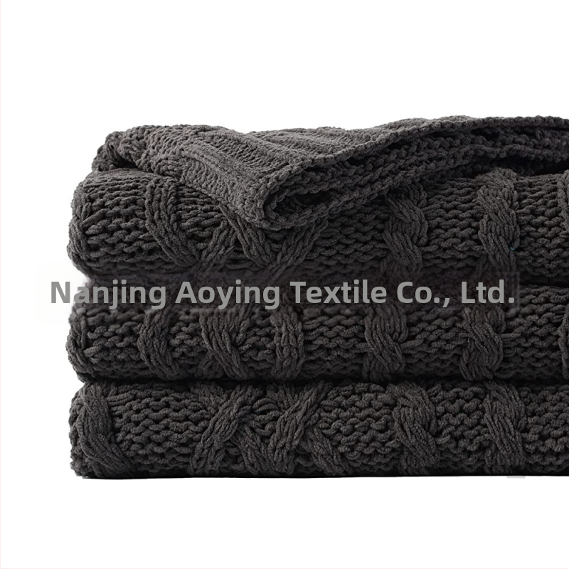 Chenille deka za kauč, polyester, težina oko 840 g, pogodno za sva godišnja doba, mogućnost prilagodbe