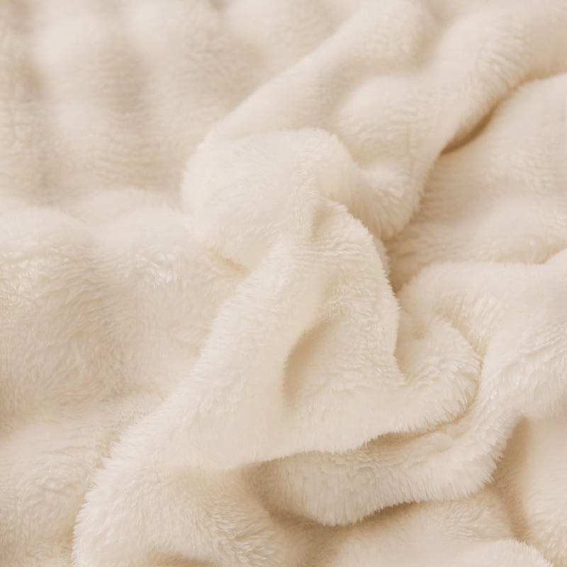 Mitmefunktsiooniline jänesekarusnahast pleed, kahekordne mull-tekstuur; kohandamine saadaval. Materjal: jänese karusnahk/jänese samet; Kaal: 500–800 g; Muster: ühevärviline või geomeetriline