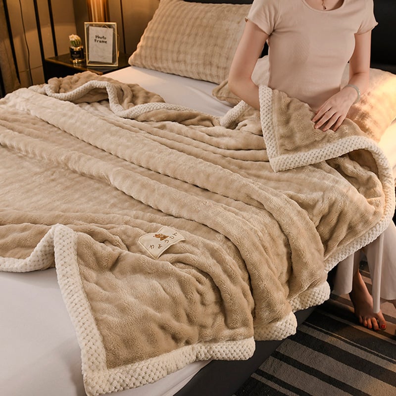 Mitmefunktsiooniline jänesekarusnahast pleed, kahekordne mull-tekstuur; kohandamine saadaval. Materjal: jänese karusnahk/jänese samet; Kaal: 500–800 g; Muster: ühevärviline või geomeetriline