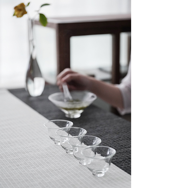 Self-sacrifice Tee tseremoonia tarvikud – paper weaving tee matt, 2023, Esimese klass