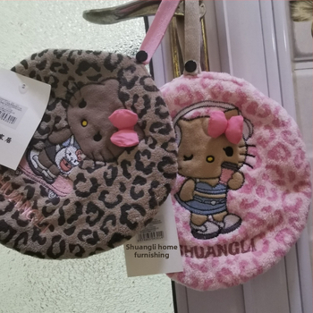 Double Benefit Ručný uterák – Leopardí mačací vzor, korálový fleece, vyšívaný, 30–50 g, 150d