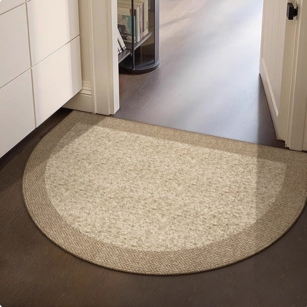 Félkör alakú bejárati szőnyeg geometriai mintával, hurkolt velúr, mosható