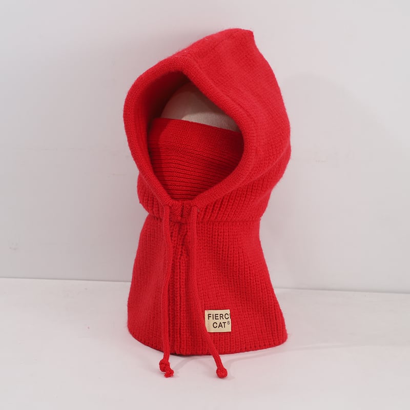 Integrirana dječja kapa s kupolastim oblikom i rubom, vunena tkanina; zaštita od sunca, prozračna, otporna na vjetar, održava toplinu; uzrast 1–6 godina