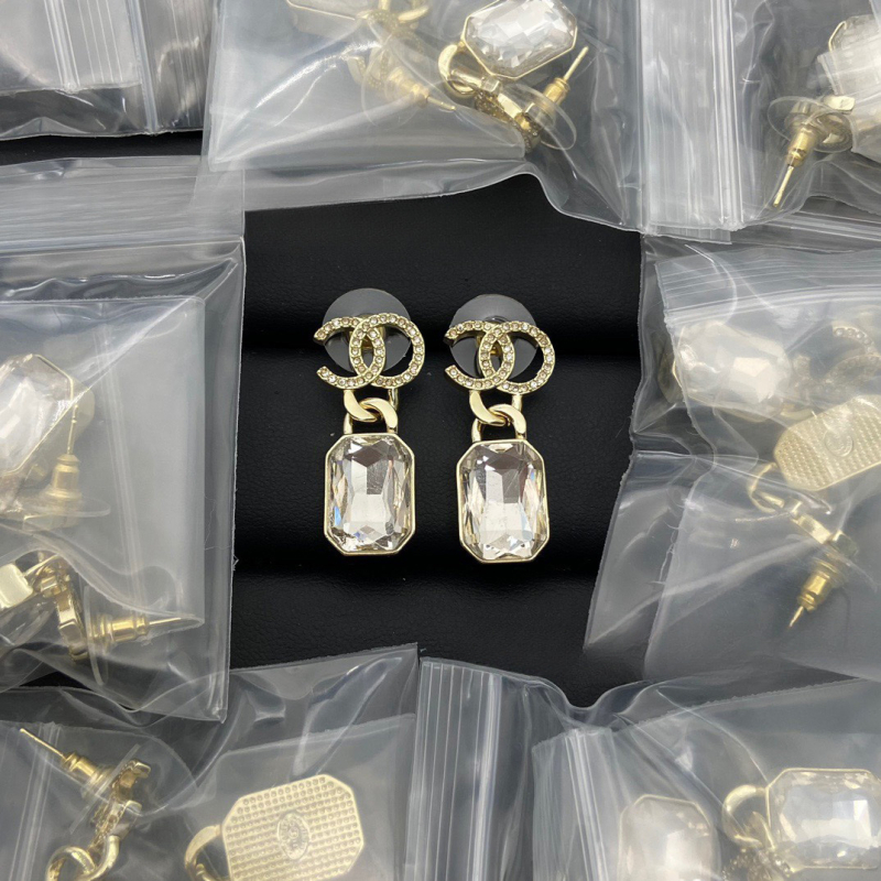 Cercei: știfturi din oțel inoxidabil, aliaj electroplacat, stil proaspăt și dulce