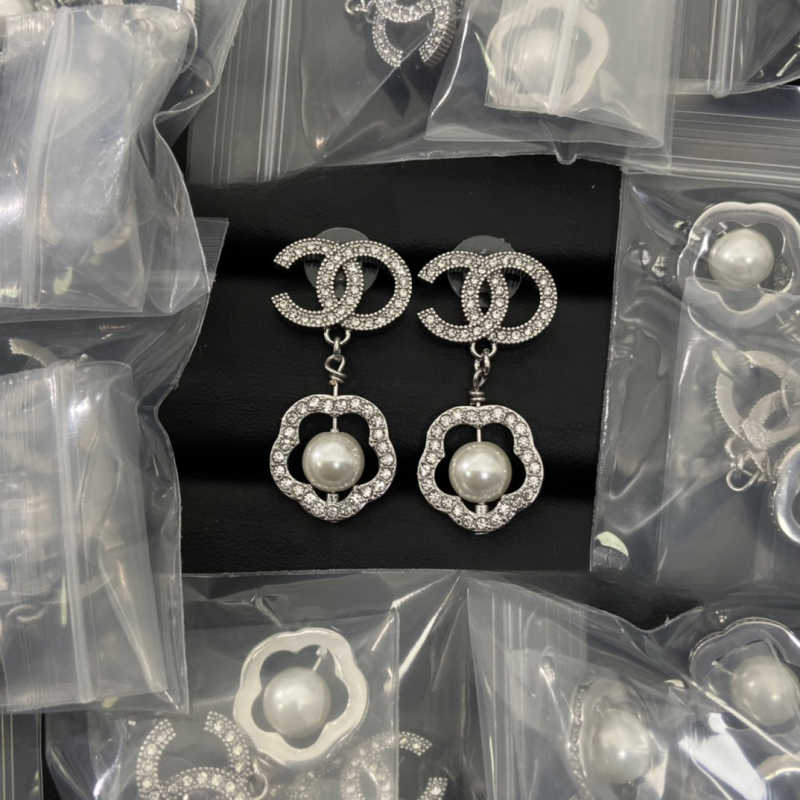 Cercei: știfturi din oțel inoxidabil, aliaj electroplacat, stil proaspăt și dulce