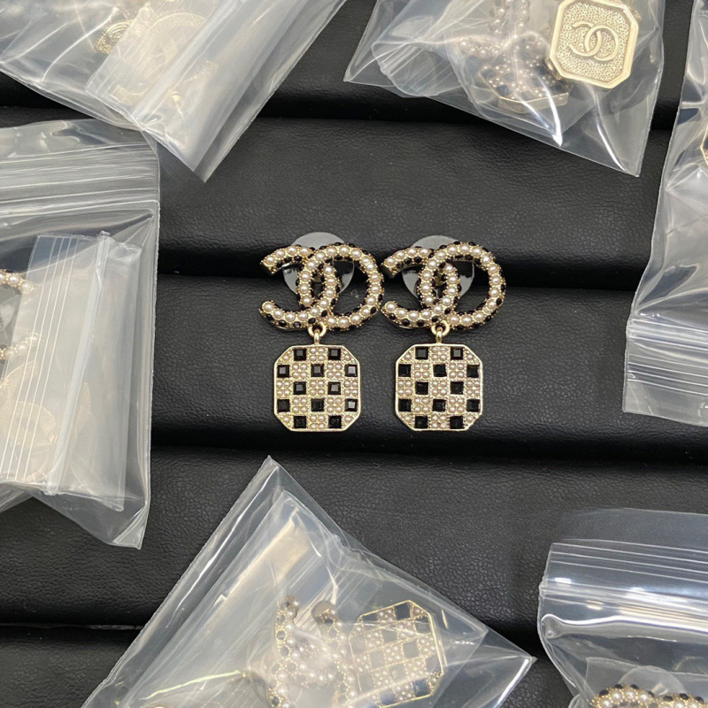 Cercei: știfturi din oțel inoxidabil, aliaj electroplacat, stil proaspăt și dulce