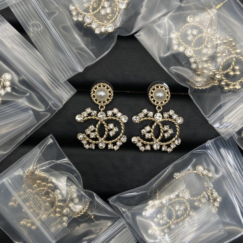 Cercei: știfturi din oțel inoxidabil, aliaj electroplacat, stil proaspăt și dulce