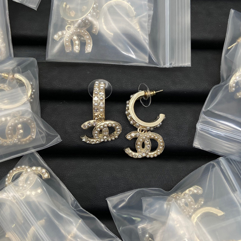 Cercei: știfturi din oțel inoxidabil, aliaj electroplacat, stil proaspăt și dulce