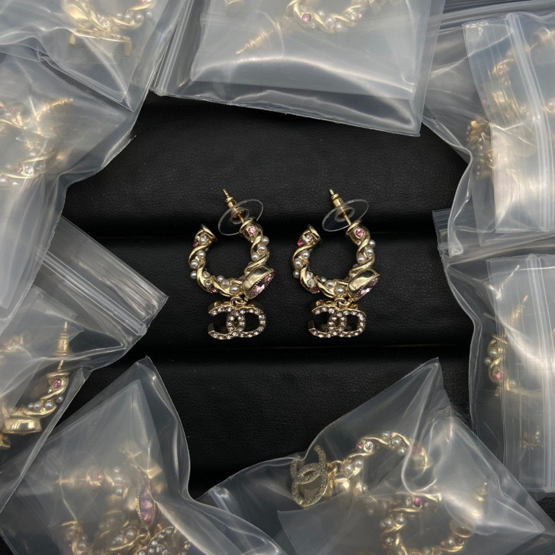 Cercei: știfturi din oțel inoxidabil, aliaj electroplacat, stil proaspăt și dulce