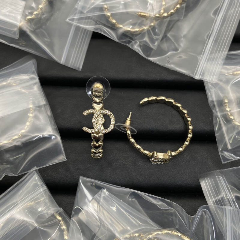 Cercei: știfturi din oțel inoxidabil, aliaj electroplacat, stil proaspăt și dulce