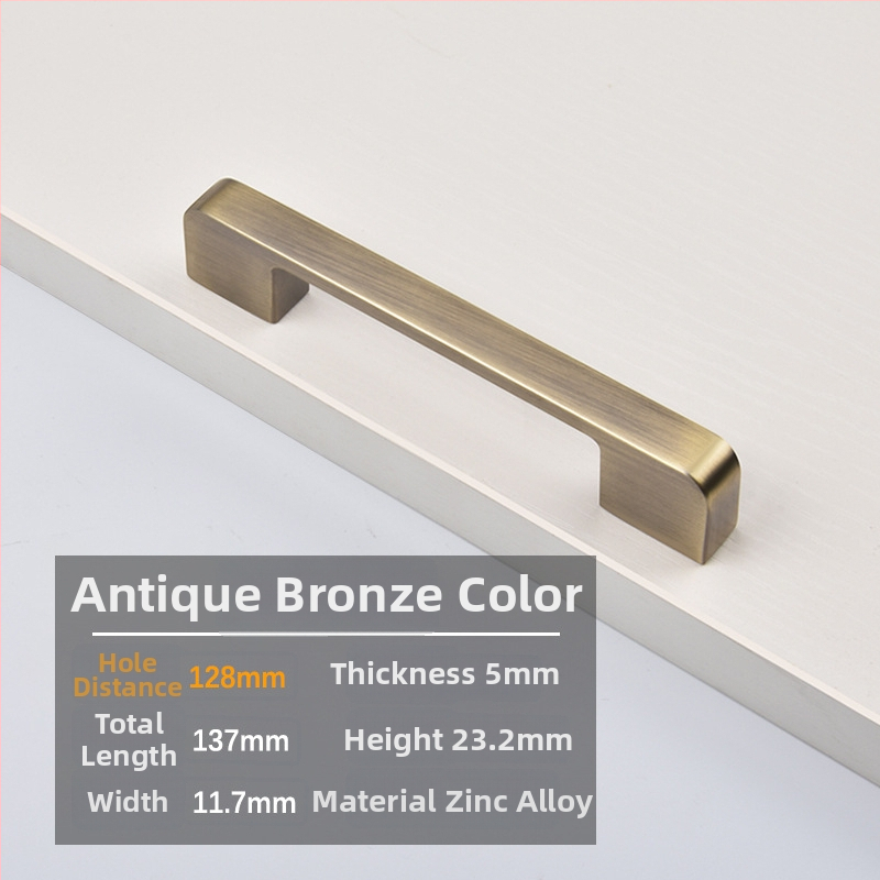 Mėbinių rankenėlė spintos, spintelės ir naktinio stalo durims; cinko lydinys; elektroplakavimas; šiuolaikinis minimalistinis stilius