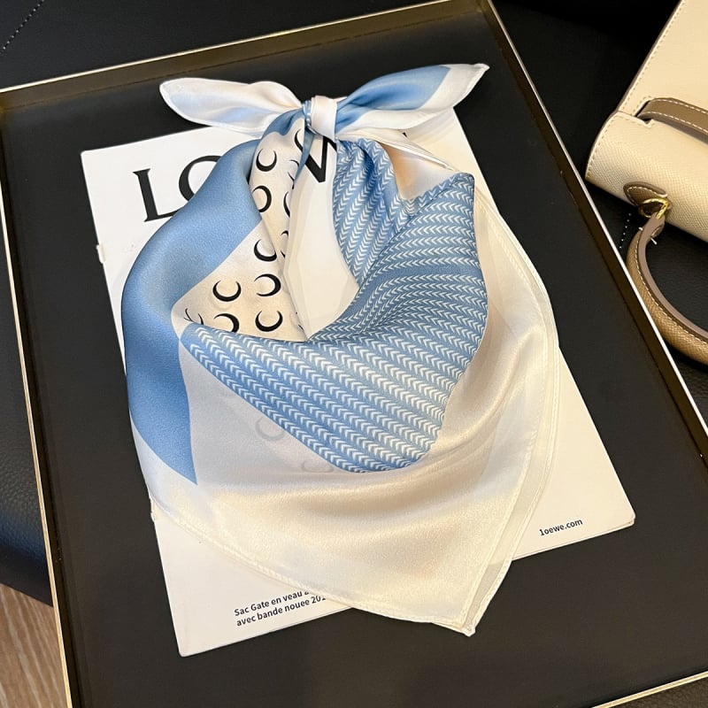 Дамски копринен шал | 100% коприна, сатенено тъкане, квадратна форма, пролет 2025 издание