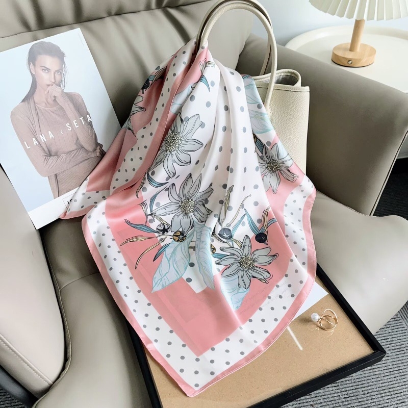 Kvadratni šal od poliestera s proljetnim cvjetnim uzorkom, umjetna svila, warp-knitting, brend Surrounded by love, literarni retro stil