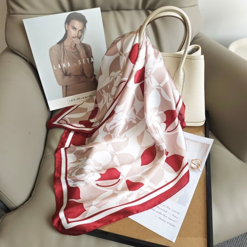 Kvadratni šal od poliestera s proljetnim cvjetnim uzorkom, umjetna svila, warp-knitting, brend Surrounded by love, literarni retro stil