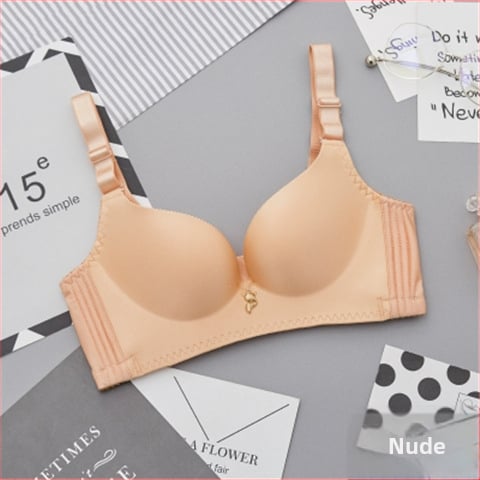 Női push-up melltartó és alsónemű készlet virágos mintával, formázott kosár (felső rész vékony, alsó rész vastag), anyag: nylon elastán bélés, levehető dupla vállpántok, hátul négy sor kapocs