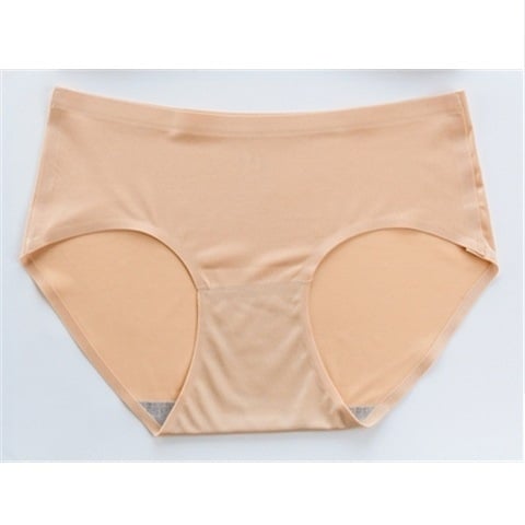 Női push-up melltartó és alsónemű készlet virágos mintával, formázott kosár (felső rész vékony, alsó rész vastag), anyag: nylon elastán bélés, levehető dupla vállpántok, hátul négy sor kapocs