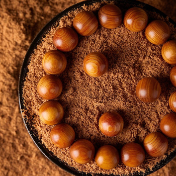 Thuja rokassprādze, rokdarbs, caurspīdīga ar horizontālām svītrām, ar augstu eļļas saturu