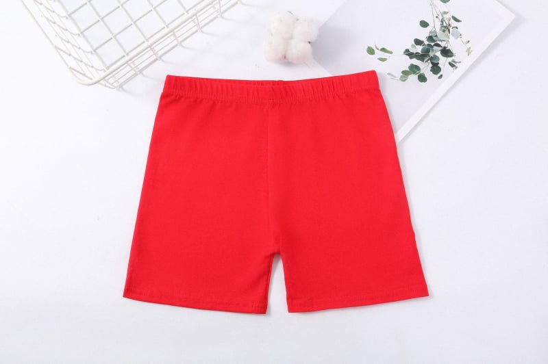 Vaikų šokių šortai iš medvilnės, su aukšta elastinga juosta, siauras kirpimas, vidutinio aukščio juosmuo su guma, švelnus pojūtis, 95% medvilnė