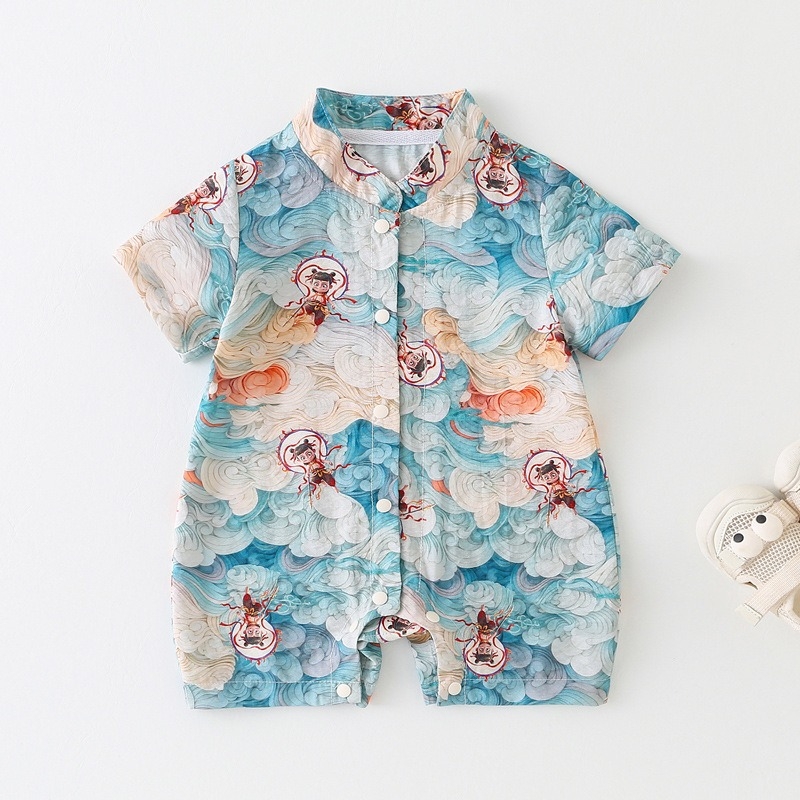 Tipo A kinų stiliaus vasaros romper berniukams, plonas poliesterio audinys, trumpomis rankovėmis, vienos eilės mygtukų užsegimas, amžius 1–3 metai