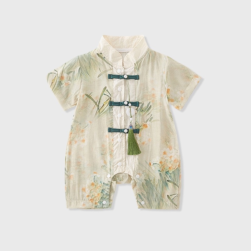 Tipo A kinų stiliaus vasaros romper berniukams, plonas poliesterio audinys, trumpomis rankovėmis, vienos eilės mygtukų užsegimas, amžius 1–3 metai