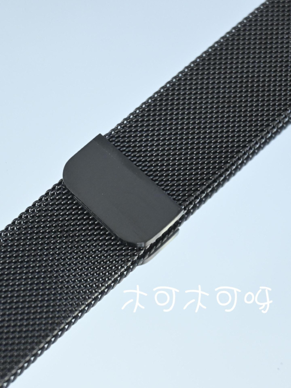 Metal Milanese narukvica za Apple Watch 10/9/8 — prozračna, minimalistička i elegantna za žene