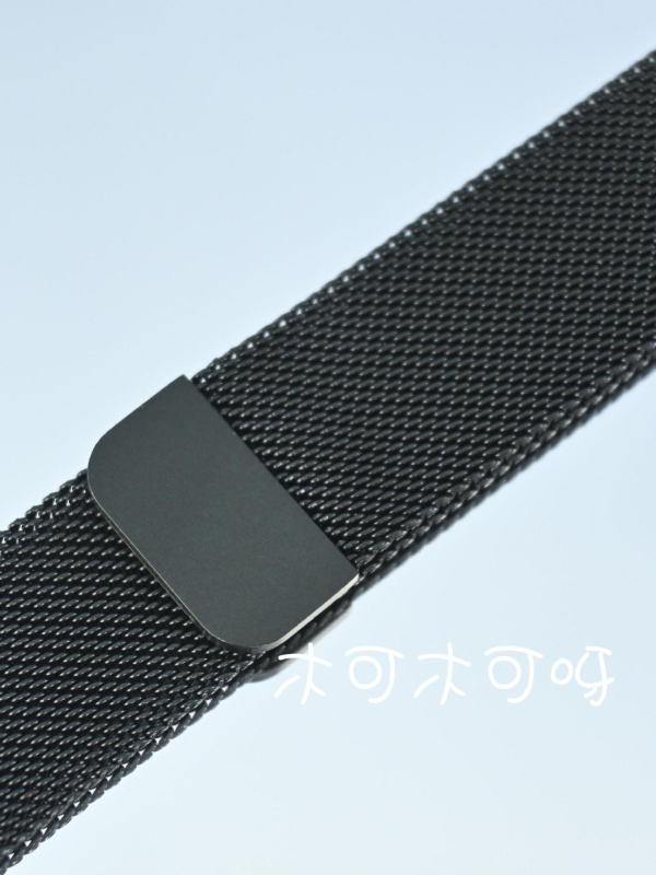 Metal Milanese narukvica za Apple Watch 10/9/8 — prozračna, minimalistička i elegantna za žene