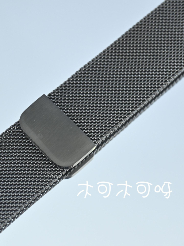 Metal Milanese narukvica za Apple Watch 10/9/8 — prozračna, minimalistička i elegantna za žene