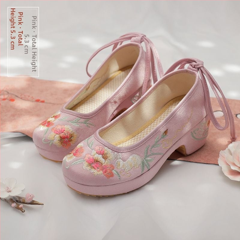 Moteriški audinio bateliai siuvinėti su gėlių motyvu, viršus medvilnė, guma padas, kvadratinis pirštas, žemas kulnas, vasaros modelis