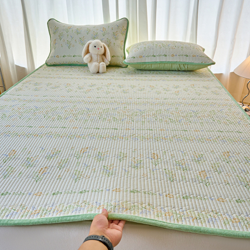 Dvostrano pamučno pokrivalo za krevet s mliječnim velurom, tatami stil, debeli quilt, trodijelni set za sve sezone