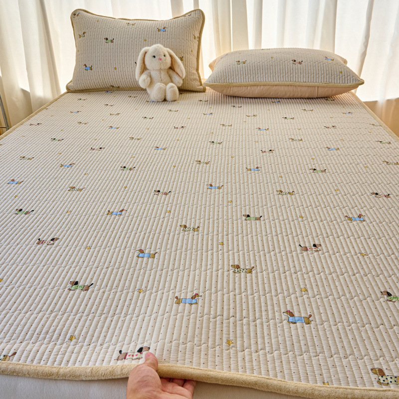 Dvostrano pamučno pokrivalo za krevet s mliječnim velurom, tatami stil, debeli quilt, trodijelni set za sve sezone