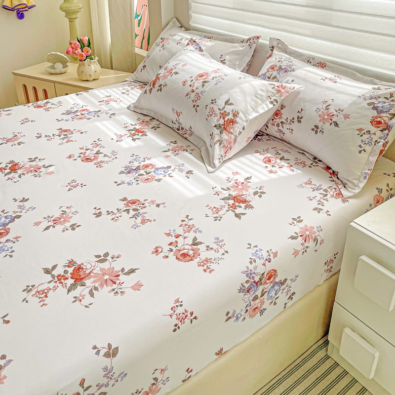 Cearșaf cu elastic, imprimeu floral, poliester, imprimare reactive și vopsire, greutate 500–800 g