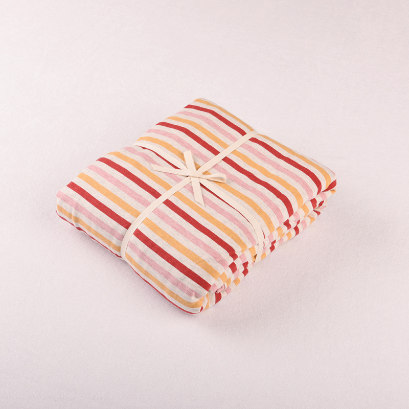 Patalynės užvalkalas iš 100% medvilnės su dryželiais, audinys 30s, dažymas Color Spinning, pritaikomas