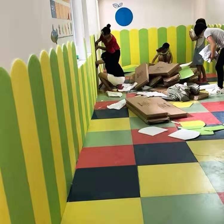 Стилен стенен панел със стикер за детска стая - огнеустойчив, материал Xpe foaming, марка Unique, прост и модерен стил