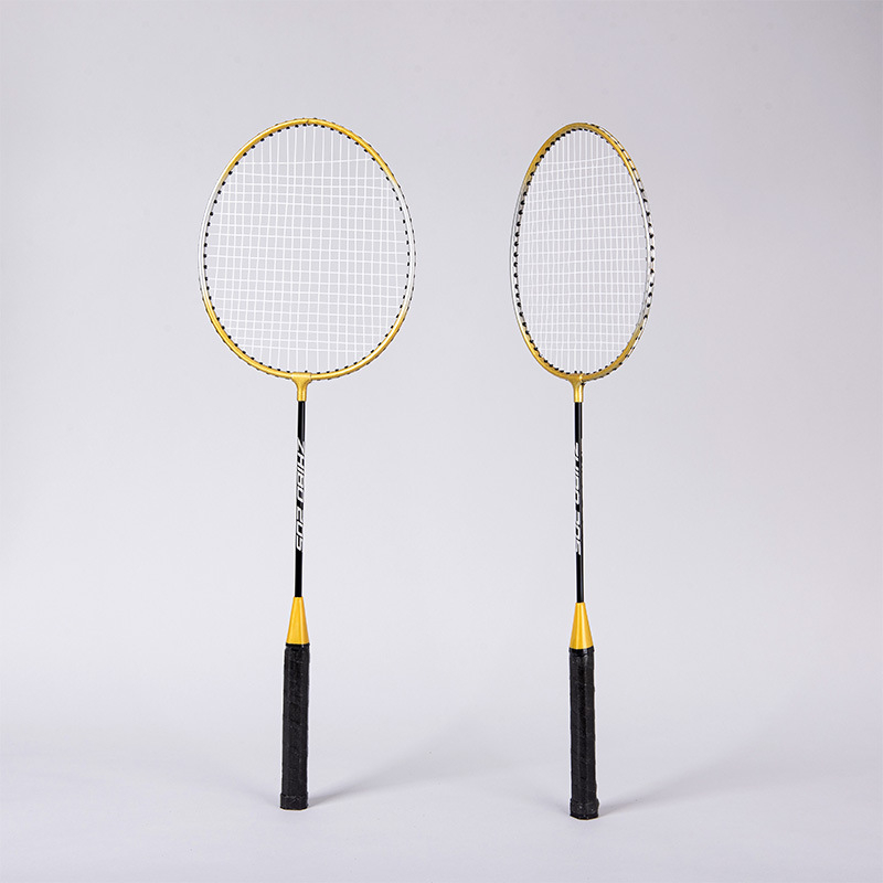 Badmintono raketė, lengva, 95–100 g, korpusas iš geležies lydinio, nailoninės stygos, tiesioginio smūgio dizainas, pritaikymas ir logotipo spausdinimas galimi