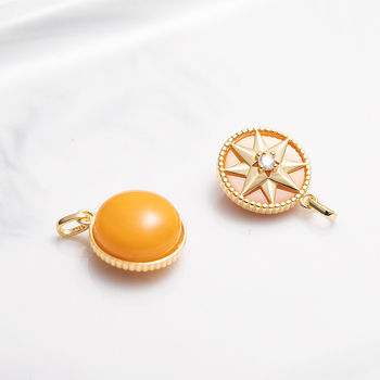 Vėrinys su gintaro pakabuku, geometrinis dizainas, S925 sidabro įdėklas, Xingyu Jewelry, lengvas prabangos stilius