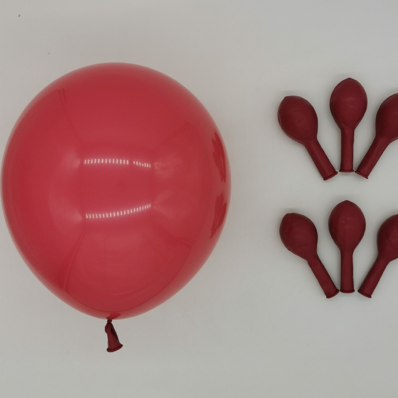 Lateksinių balionų rinkinys — apvalus, karikatūrinis raštas, spausdintas logotipas