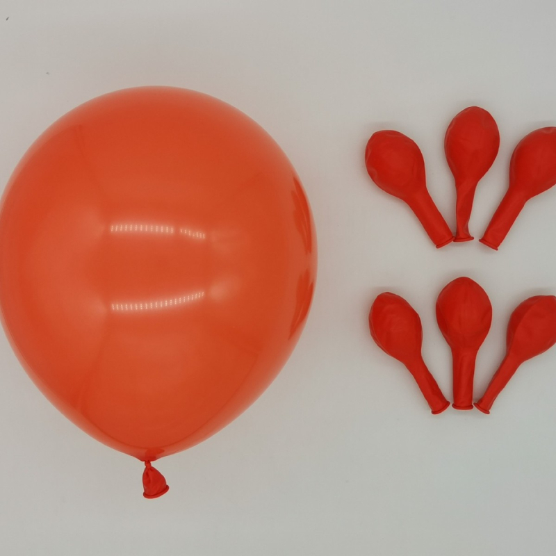 Lateksinių balionų rinkinys — apvalus, karikatūrinis raštas, spausdintas logotipas