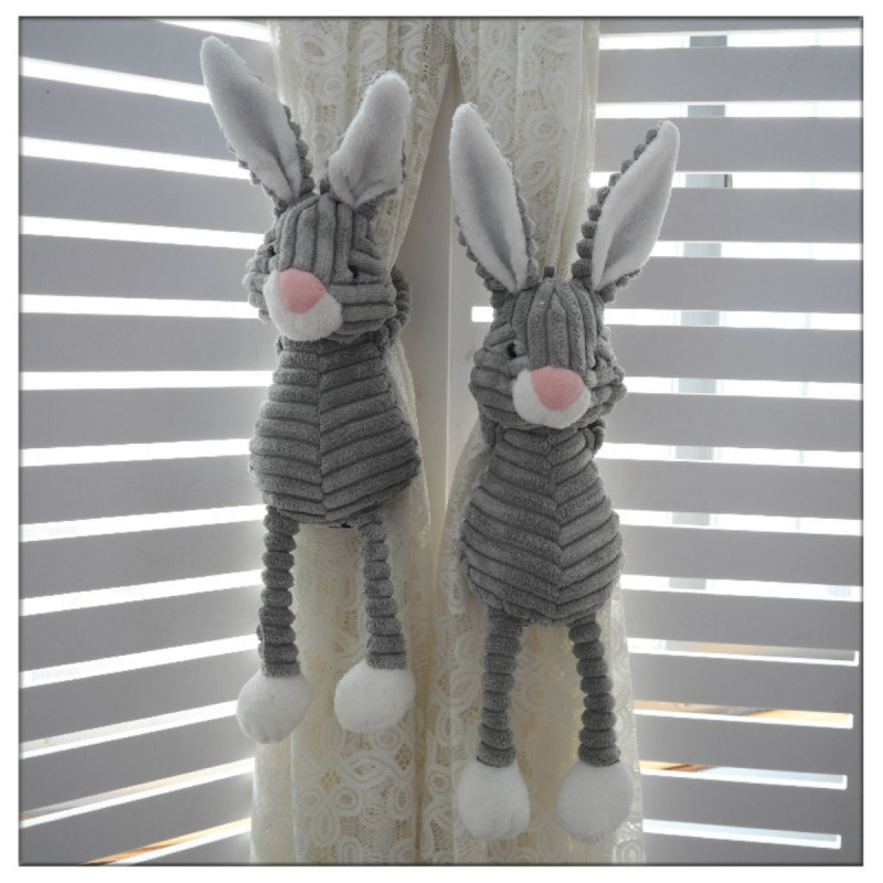 Mediniai užuolaidų raišteliai – dryžuoto miško gyvūnų motyvas, modernus minimalistinis stilius, pora