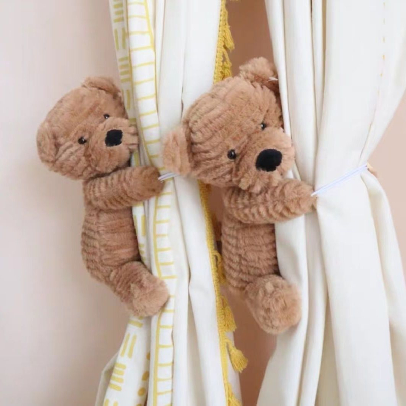 Mediniai užuolaidų raišteliai – dryžuoto miško gyvūnų motyvas, modernus minimalistinis stilius, pora