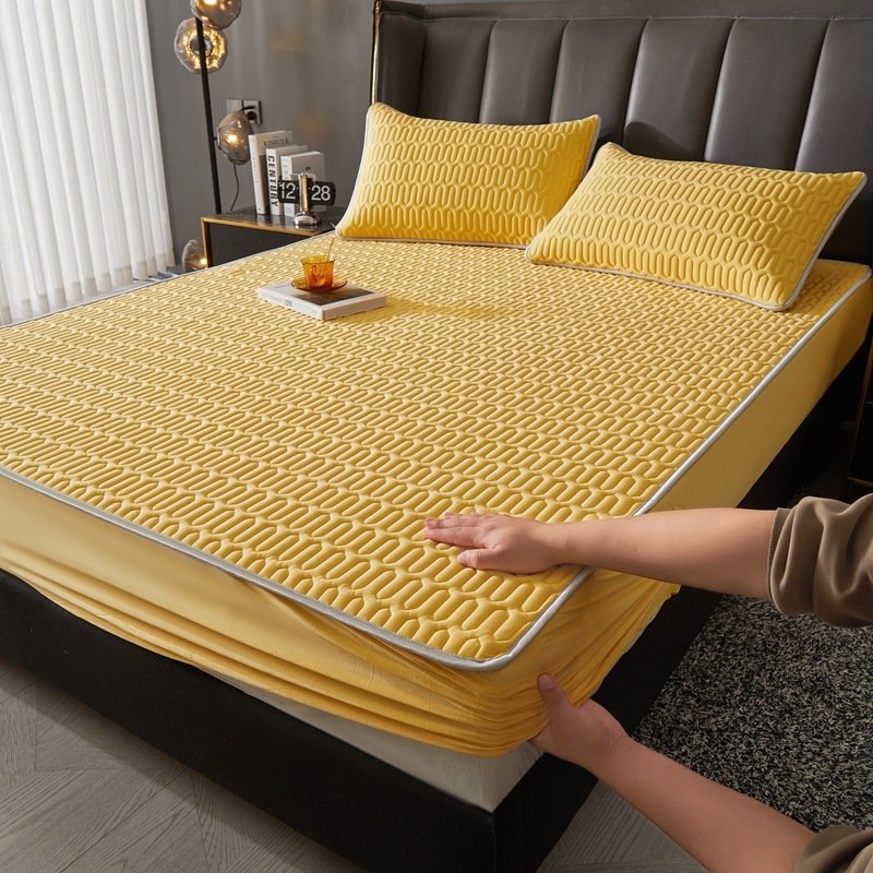 Latekso čiužinio kilimėlių rinkinys (trys dalys), natūralus lateksas, latekso kiekis 70–80%, pritaikymas, audimas: spauda, stilius: korėjietiškas.