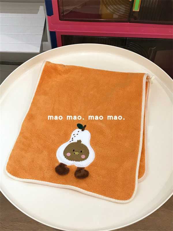 Ručnik za lice od koralnog velura sa šarenim kariranim uzorkom, upija i brzo se suši; Materijal: poliester-pamučna smjesa; Vlakna: 100D; Pleteni: jednostavno tkanje; Težina: ispod 50 g