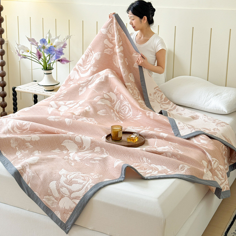 Kolmkihiline puuvillane marlitek vasaraks lillemustriga, 1,1–1,5 kg