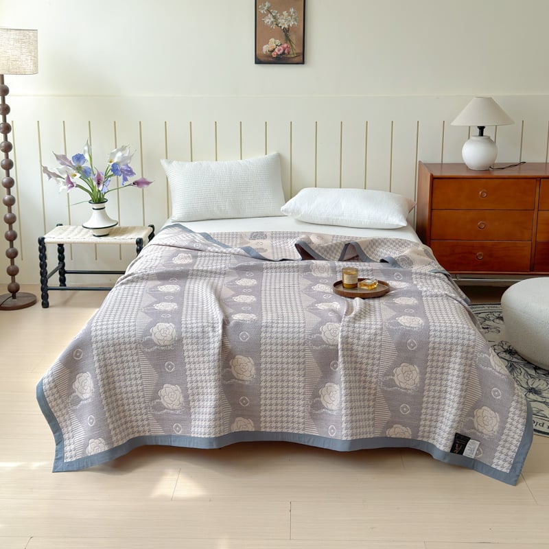 Kolmkihiline puuvillane marlitek vasaraks lillemustriga, 1,1–1,5 kg