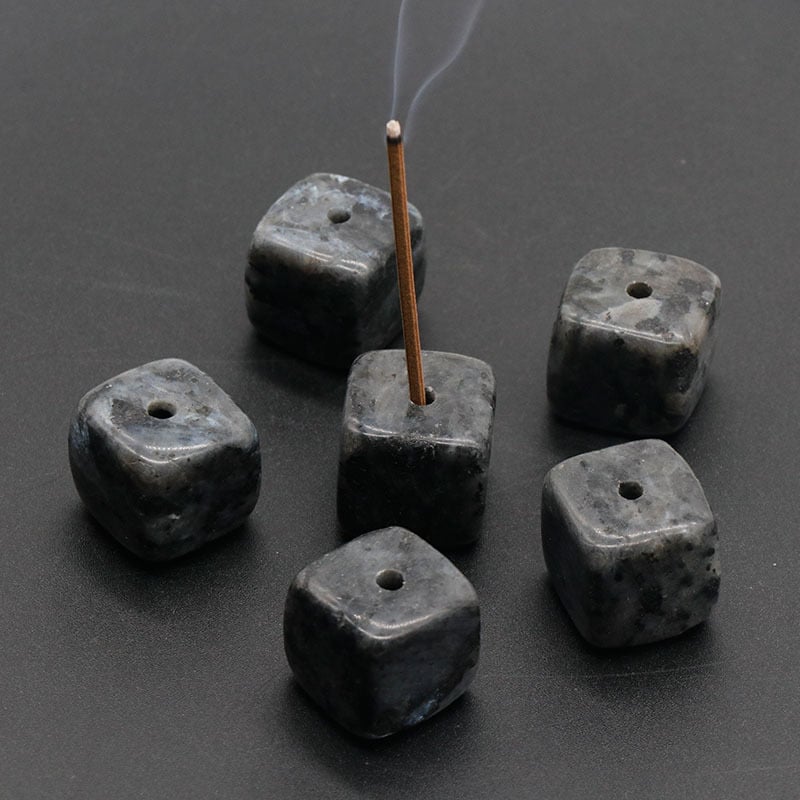 Δοχείο για αρωματοθεραπεία από αμέθυστο κρύσταλλο, ακανόνιστα σκαλισμένος διακοσμητικός λίθος