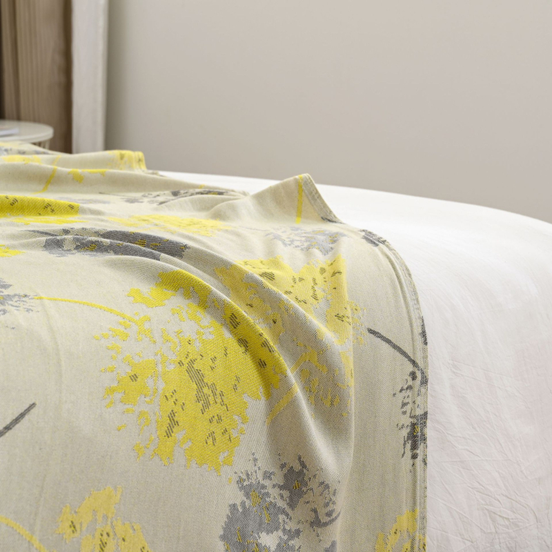 Bambuszrostból készült takaró – hűs Ice Silk érzet, egész évben használható, virágos minta, modern minimalist stílus, súly 800-999 g