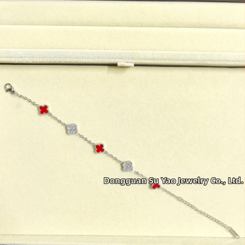 Гривна с четирилистна детелина от титаново стомано, циркон, унисекс, модерен стил, пролет 2025